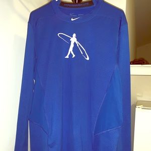 Men’s long sleeve Nike shirt